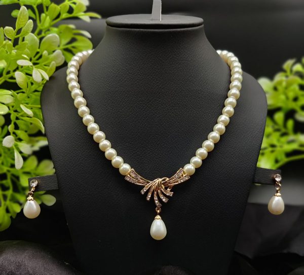 Imported Timeless Pearl Necklace Set
