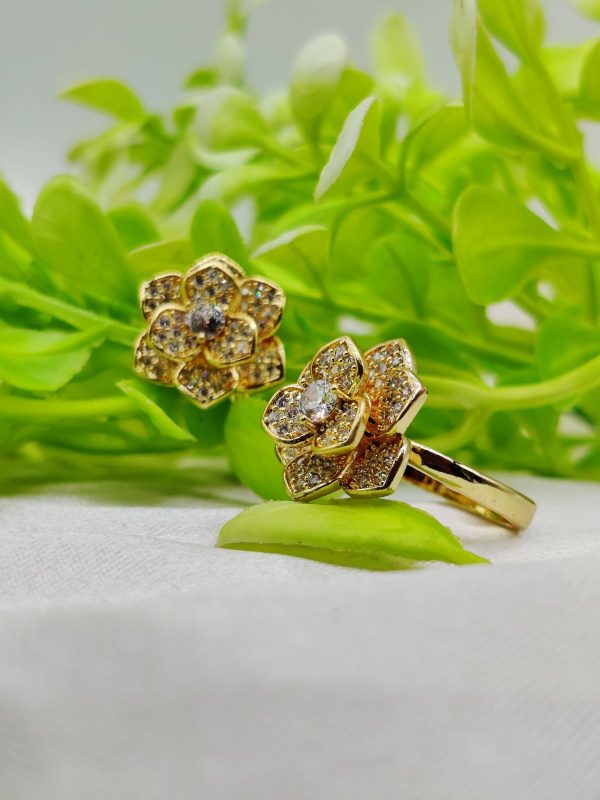 Imported Moveable Luxurious Petal Bloom Adjustable Ring