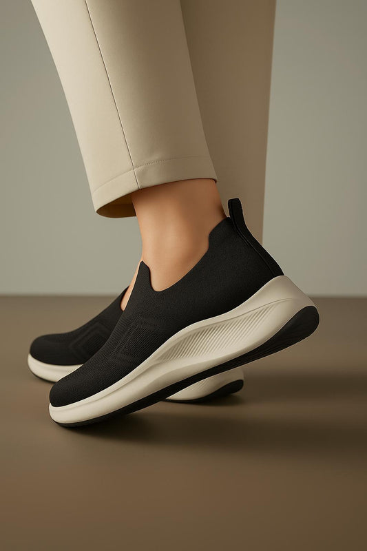 Skecher-Black
