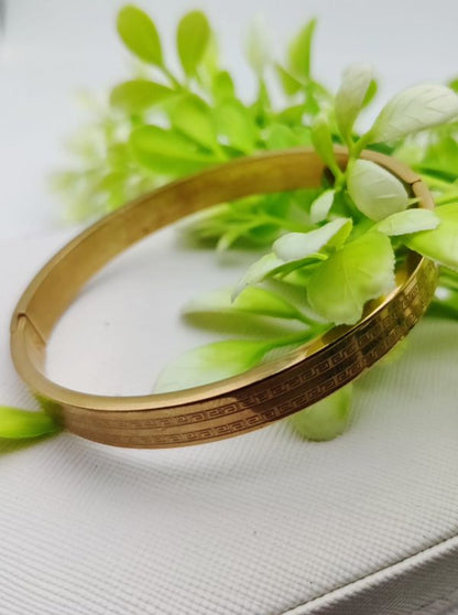 Cartier Heart Charm Bracelet