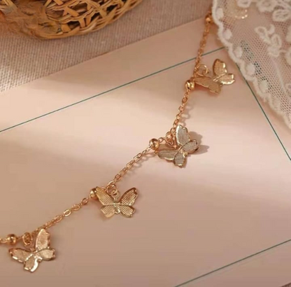 Beautiful Butterfly Hand Charm Bracelet\payal
