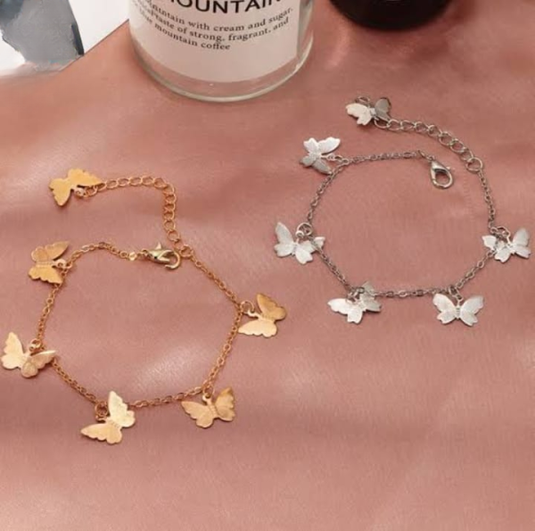 Beautiful Butterfly Hand Charm Bracelet\payal