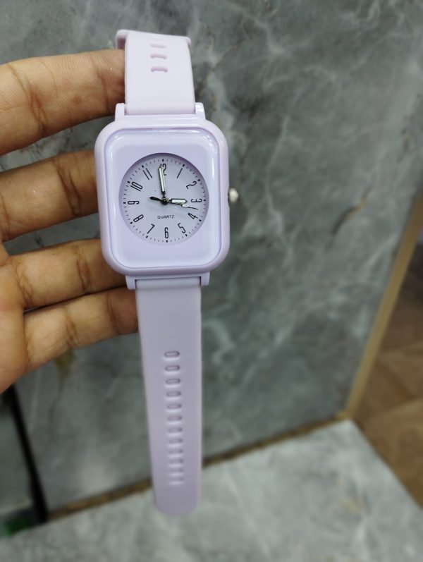 Curren Rubbar Belt Ladies Watch Model Square