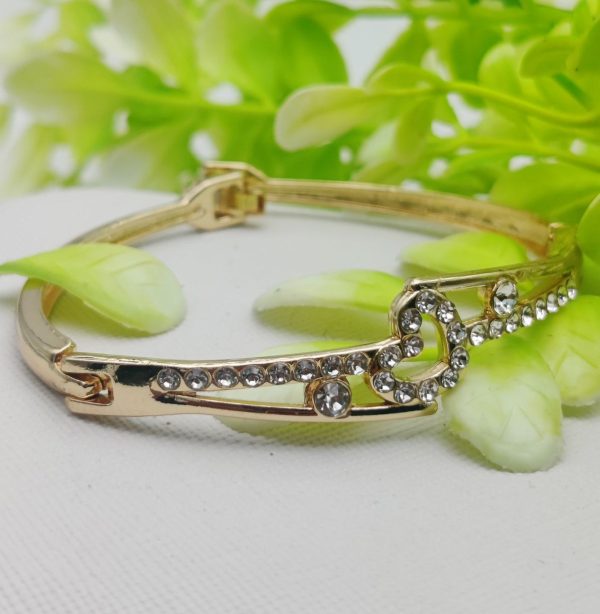 Adjustable Heart-link Crystal Bracelet