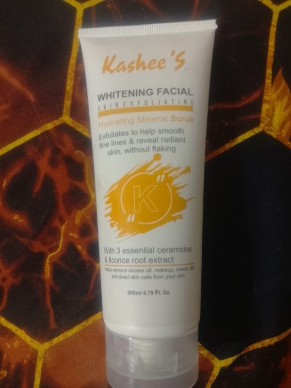 Kashee’s Hydrating Mineral Face Wash
