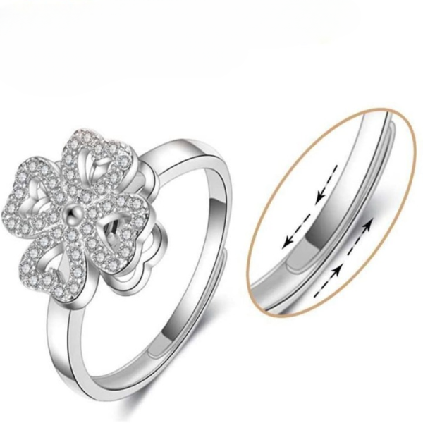 Lucky Four-leaf Clover Rotating Anxiety Ring