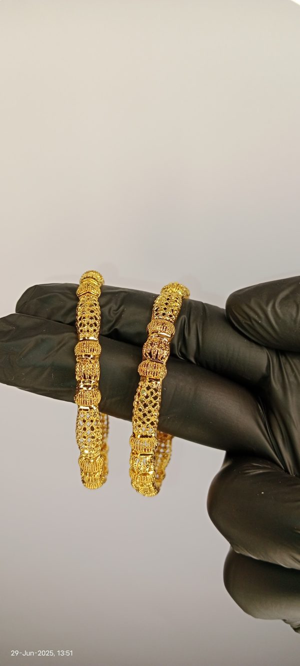 Luxurious Gold Plated Bangle