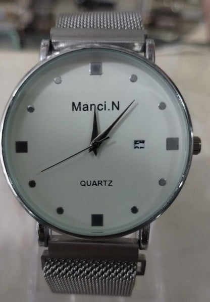 Manci.n Quartz – Elegant Women’s Watch
